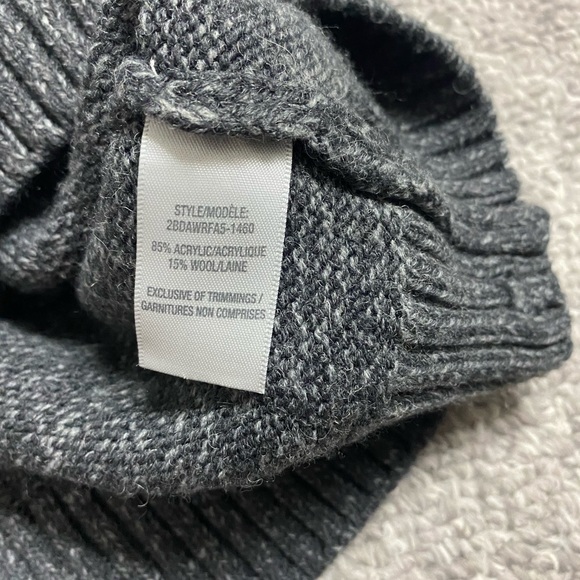 Wool & Acrylic Sweater Size Medium - Picture 2 of 4